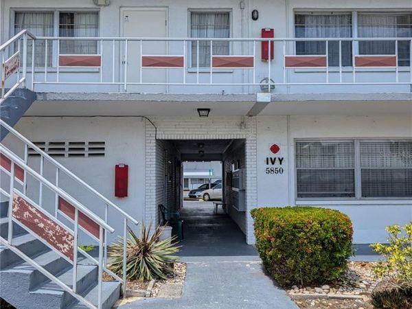 5850 18TH STREET N, Unit 23, ST PETERSBURG, FL 33714