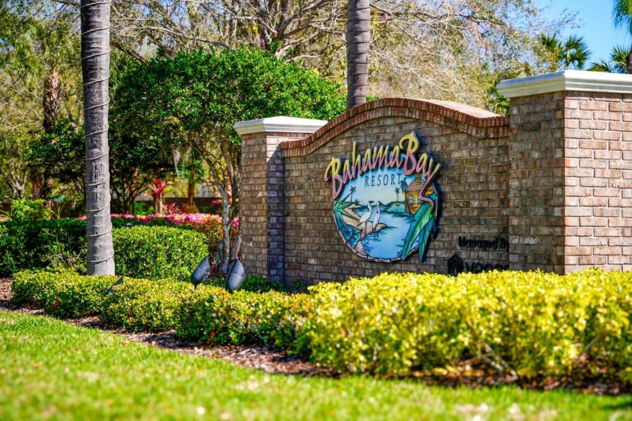 402 Lucaya Loop, Davenport, FL 33897 Photo