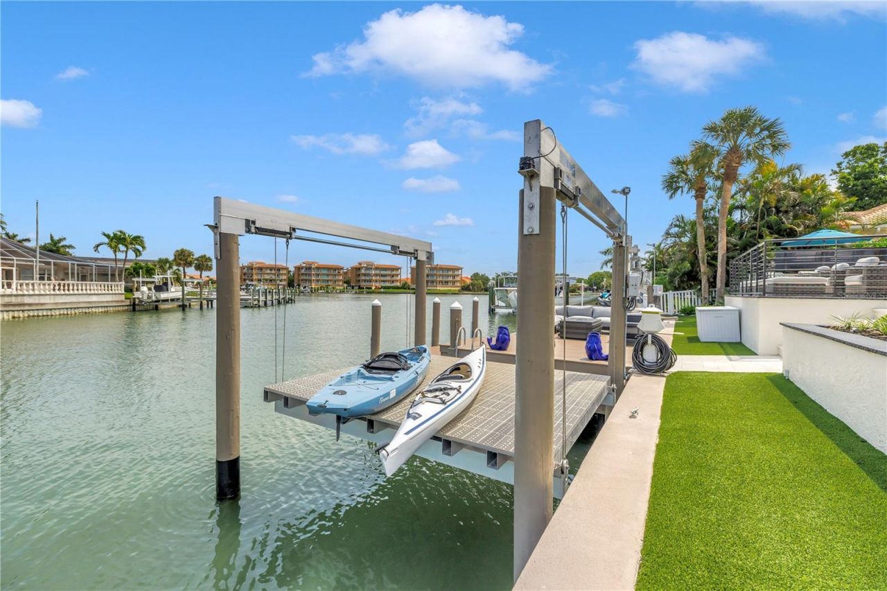 4931 61st Avenue S, Saint Petersburg, FL 33715 Photo