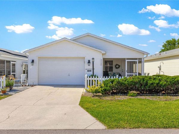 2140 ESTEVEZ DRIVE , LADY LAKE, FL 32159