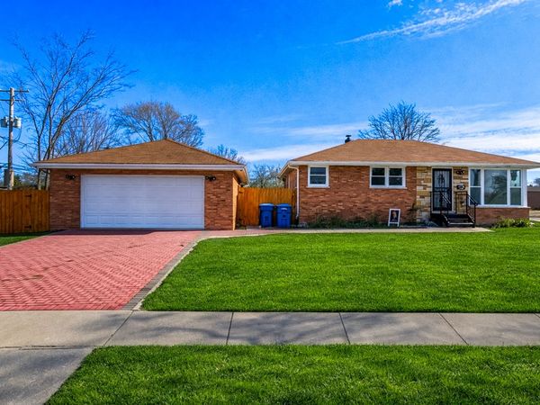 401 W 14th Place , Chicago Heights, IL 60411