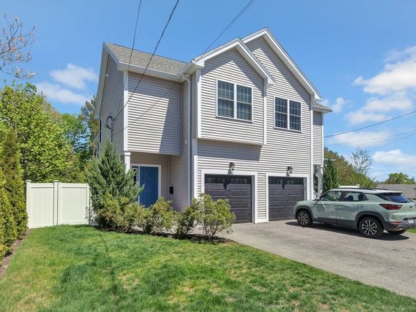 122 Milton St, Unit 122, Dedham, MA 02026
