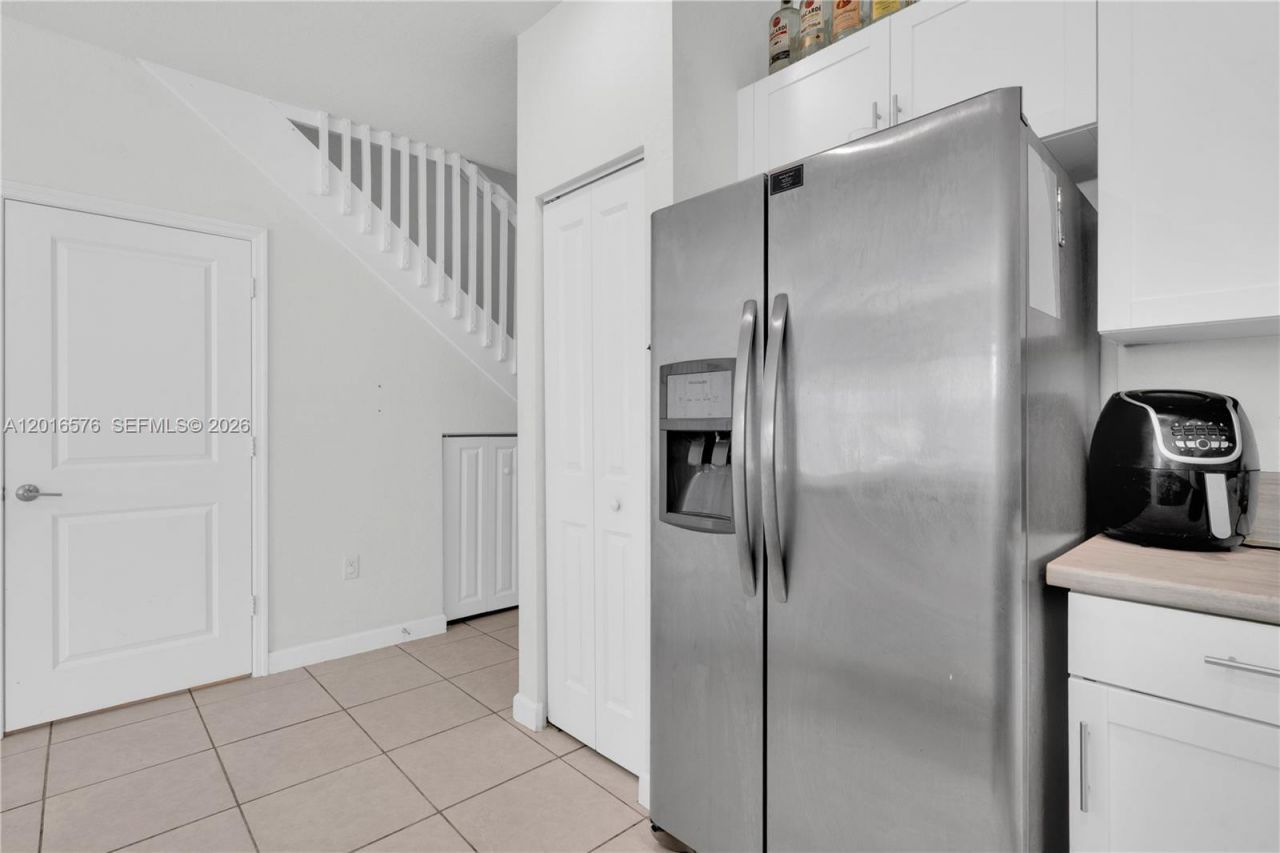 1469 SE 26th Ter, Homestead, FL 33035 Photo