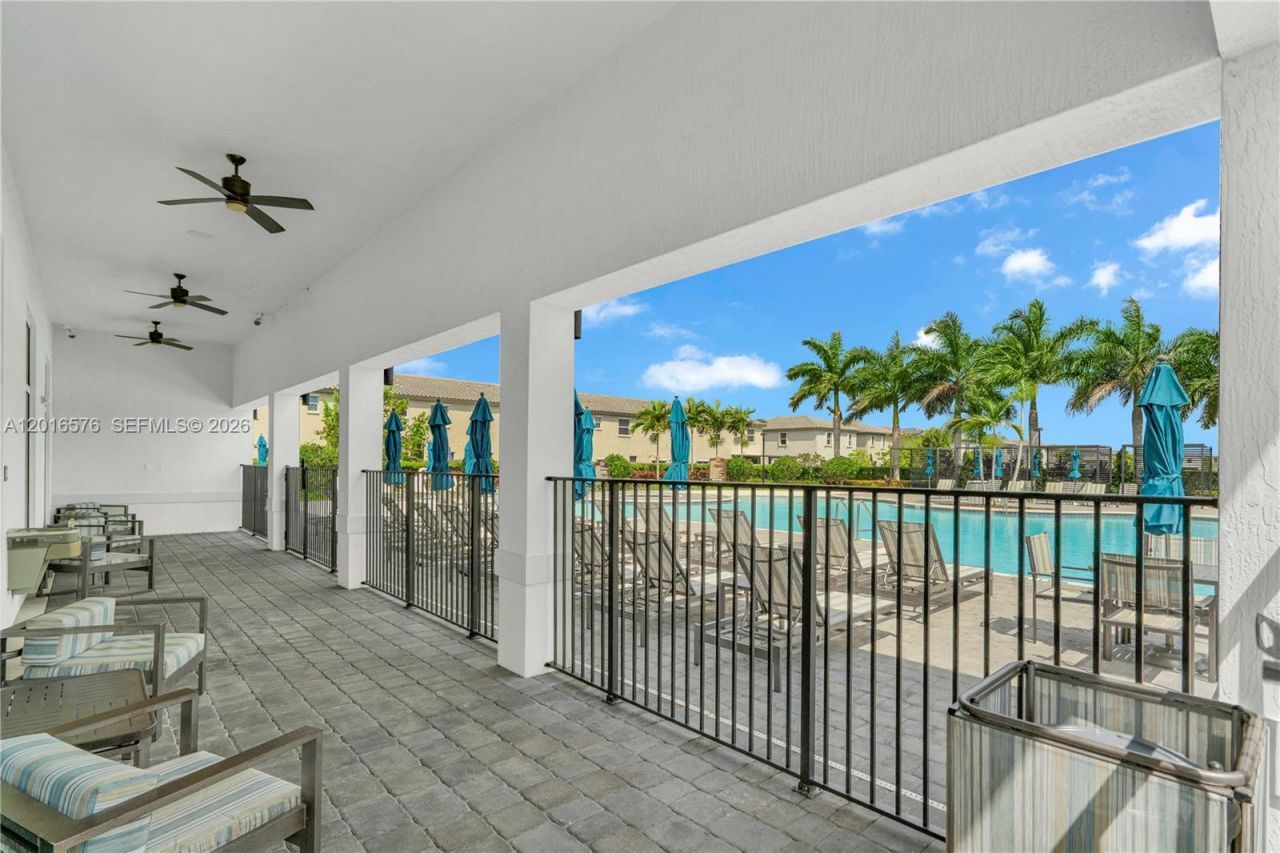 1469 SE 26th Ter, Homestead, FL 33035 Photo
