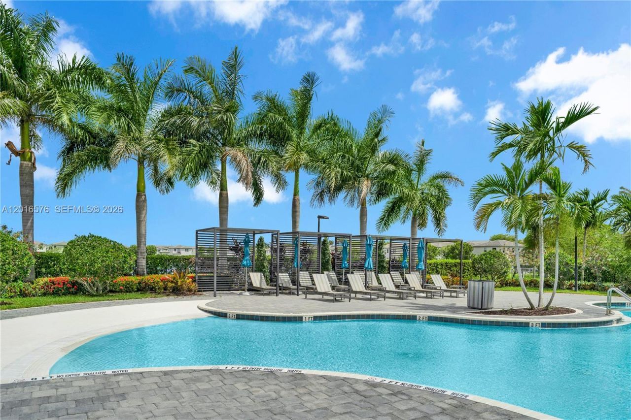 1469 SE 26th Ter, Homestead, FL 33035 Photo