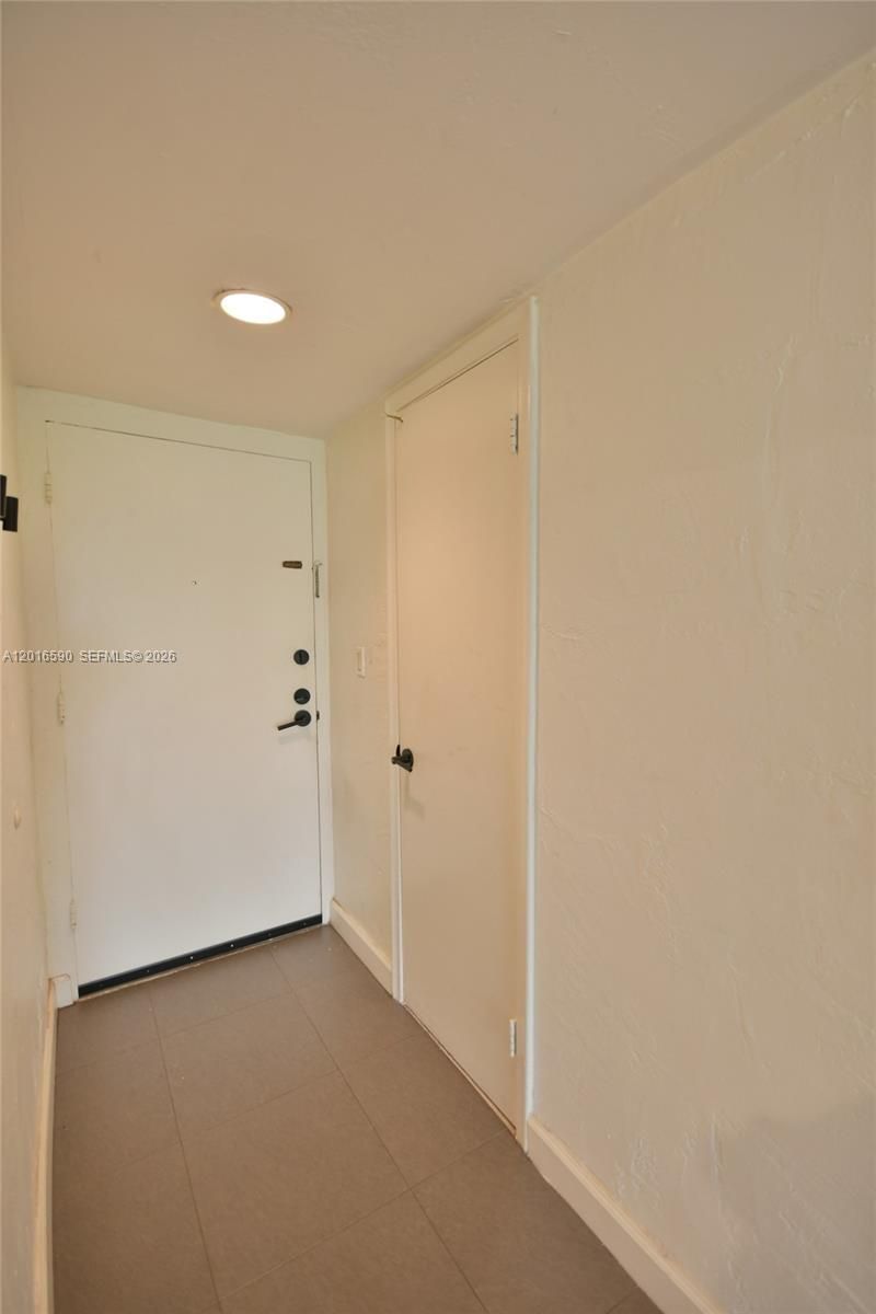 6884 N Kendall Dr, Unit C401, Pinecrest, FL 33156 Photo