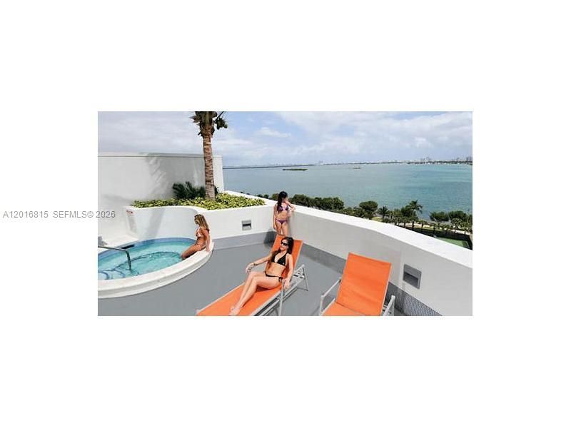 1750 N Bayshore Dr, Unit 2412, Miami, FL 33132 Photo