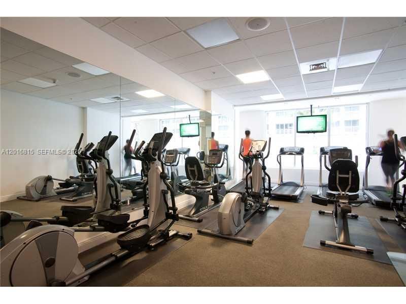 1750 N Bayshore Dr, Unit 2412, Miami, FL 33132 Photo