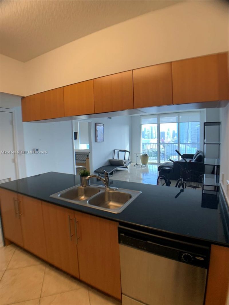 1750 N Bayshore Dr, Unit 2412, Miami, FL 33132 Photo