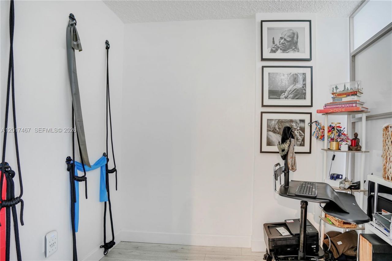 800 West Ave, Unit 921, Miami Beach, FL 33139 Photo