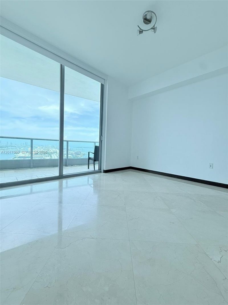 900 Biscayne Blvd , Unit 3803, Miami, FL 33132 Photo