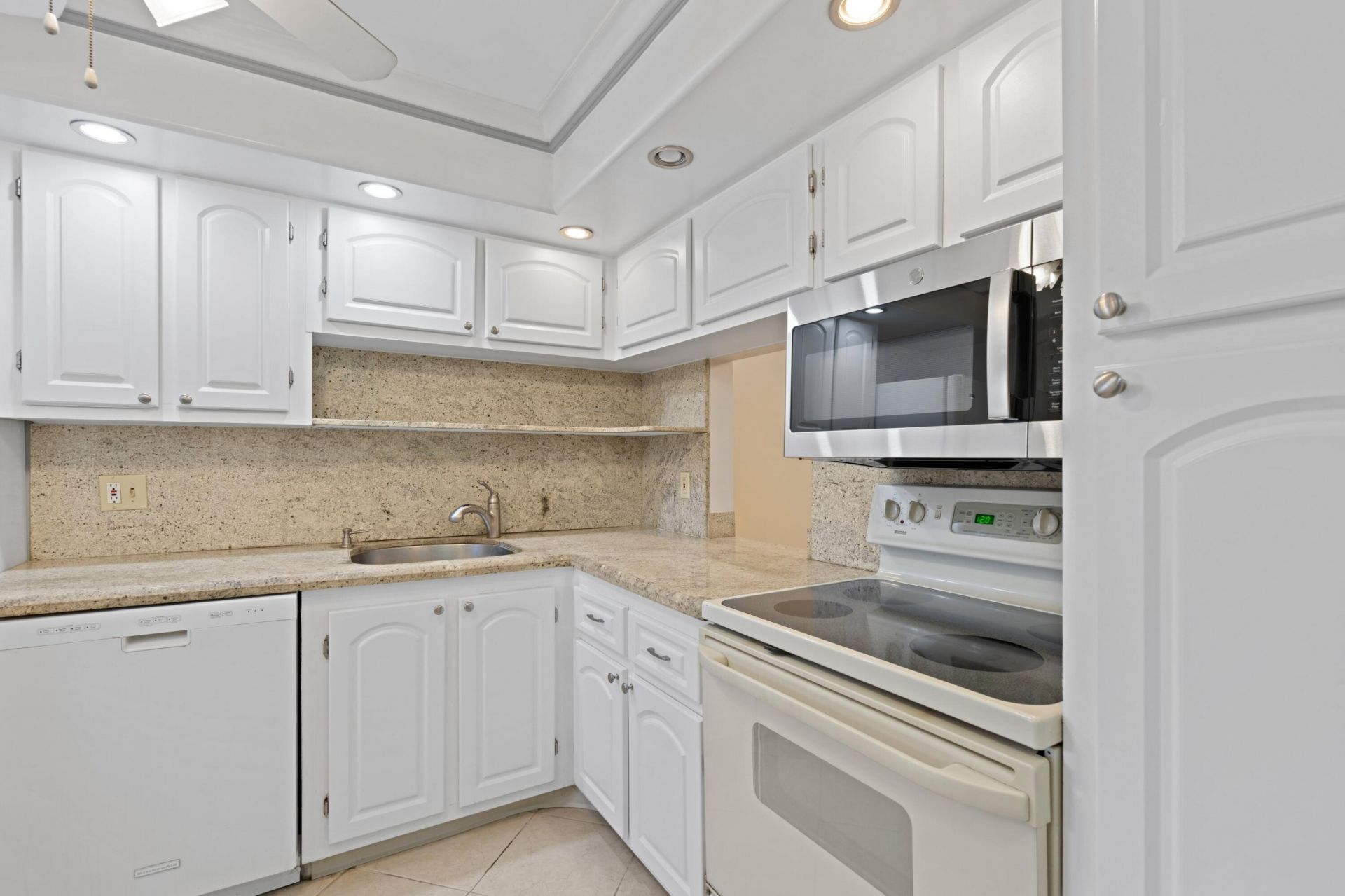 5961 NW 2nd Avenue, Unit 209, Boca Raton, FL 33487 Photo