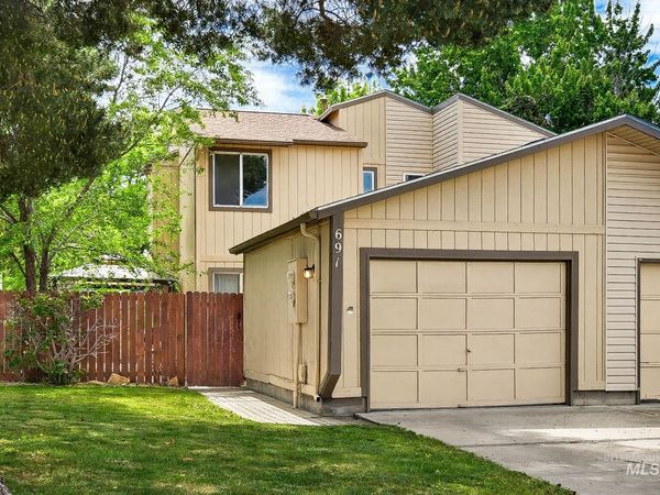 691 W Barret St, Meridian, ID 83642