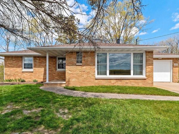 1768 NORTH ROAD, Ashwaubenon, WI 54313