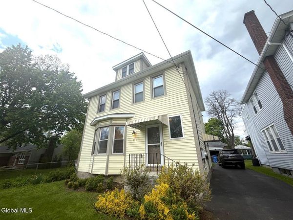 111 Hollywood Avenue, Albany, NY 12208