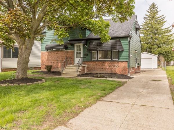 29307 Lake Shore Boulevard , Willowick, OH 44095