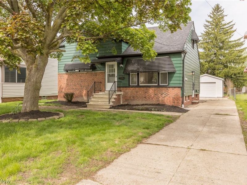 29307 Lake Shore Boulevard, Willowick, OH 44095 Photo 1