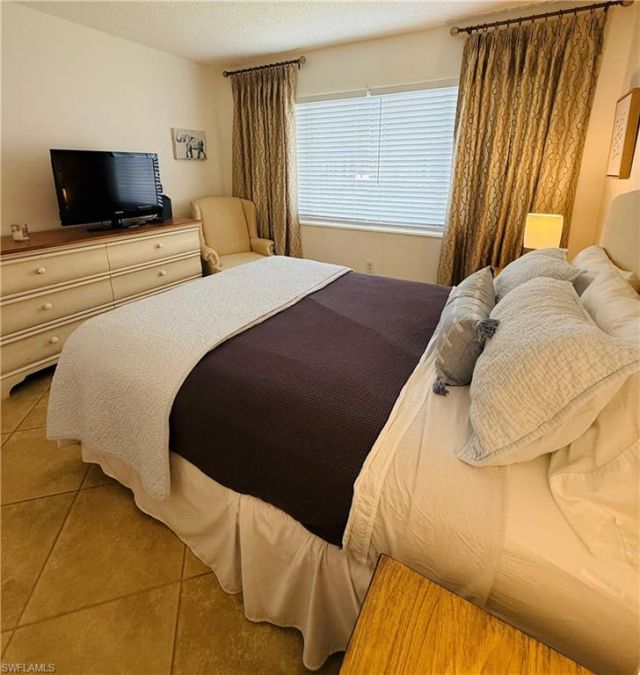 3250 10th St N, Unit C8, Naples, FL 34103 Photo