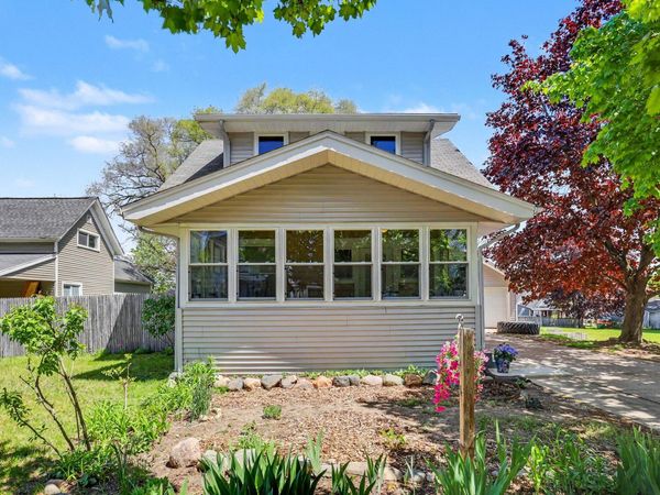 422 Pine Street, Belding, MI 48809