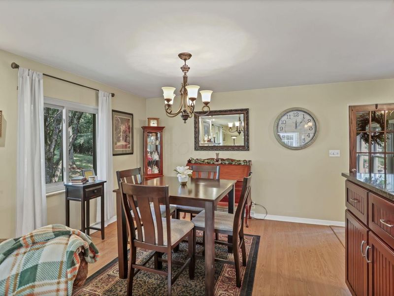 225 Sebaugh Drive , Zanesville, OH 43701 Photo 10