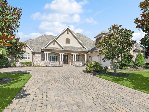 117 HARDWOOD Drive , Belle Chasse, LA 70037