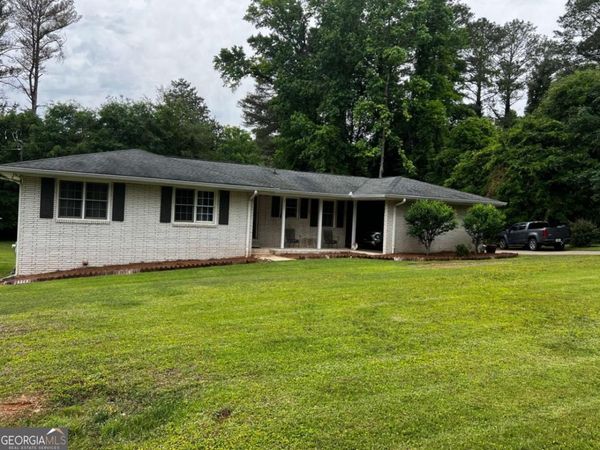 95 Fairlawn Drive, Carrollton, GA 30117