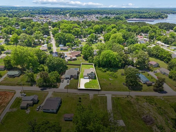 805 N Jefferson St, Winchester, TN 37398