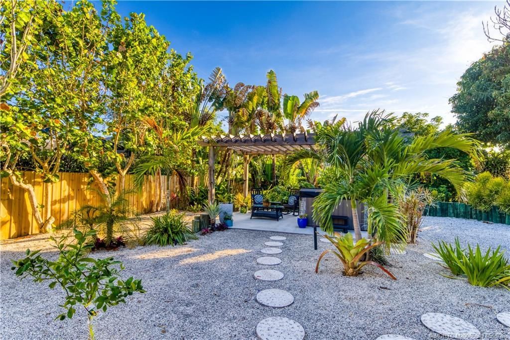 4942 SE Bayshore Terrace, Stuart, FL 34997 Photo
