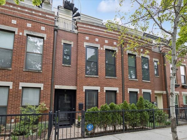 1730 N Bissell Street, Chicago, IL 60614