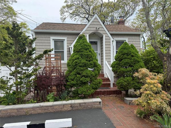 26 Long Beach Drive , Sound Beach, NY 11789