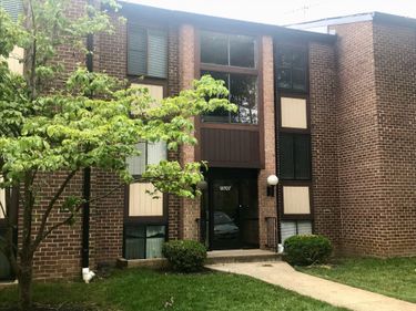 9707 KINGS CROWN COURT, Unit 201, FAIRFAX, VA 22031