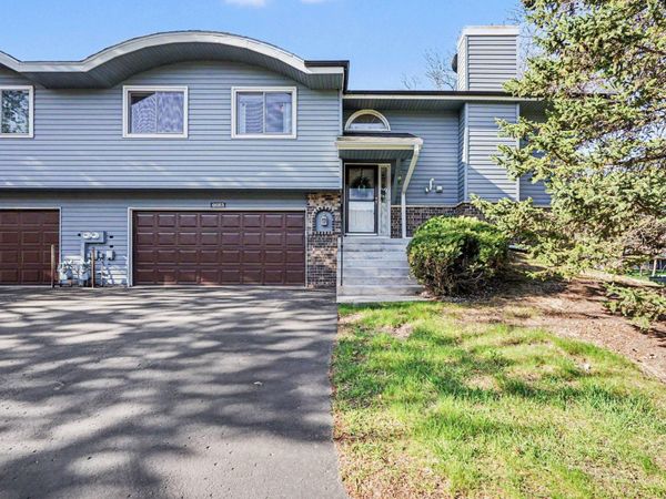 6683 Falstaff Road , Woodbury, MN 55125