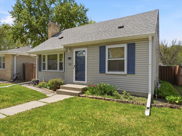 5512 35th Avenue S, Minneapolis, MN 55417