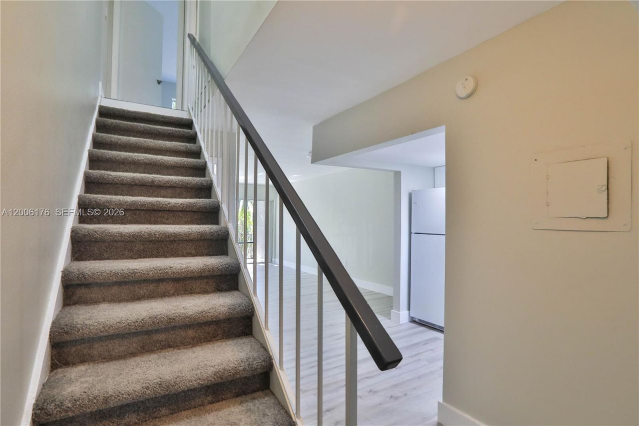 10 NW 87th Ave, Unit B209, Miami, FL 33172 Photo