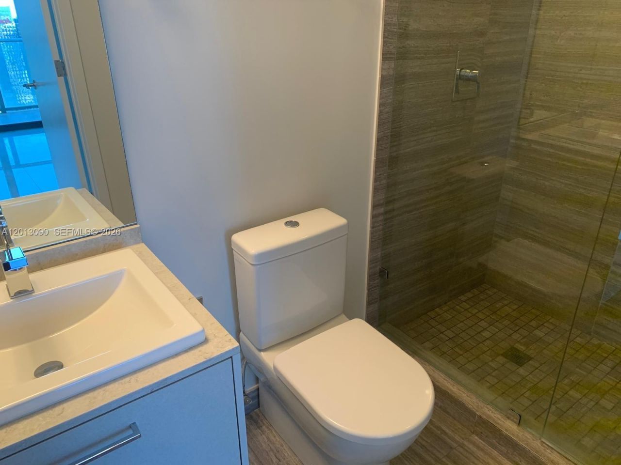 1010 Brickell Ave, Unit 3704, Miami, FL 33131 Photo