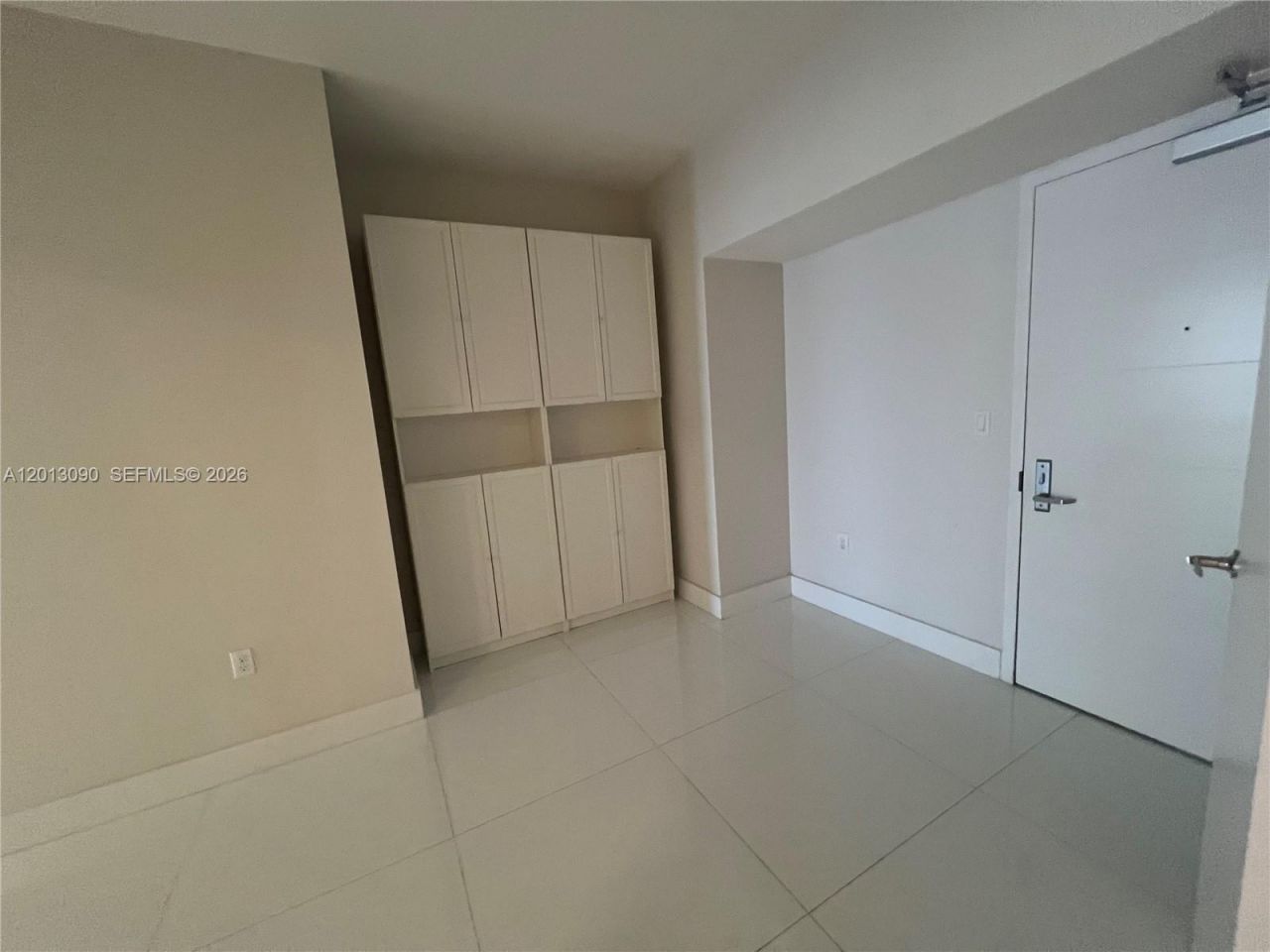 1010 Brickell Ave, Unit 3704, Miami, FL 33131 Photo