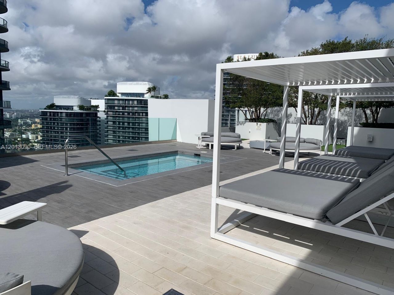 1010 Brickell Ave, Unit 3704, Miami, FL 33131 Photo