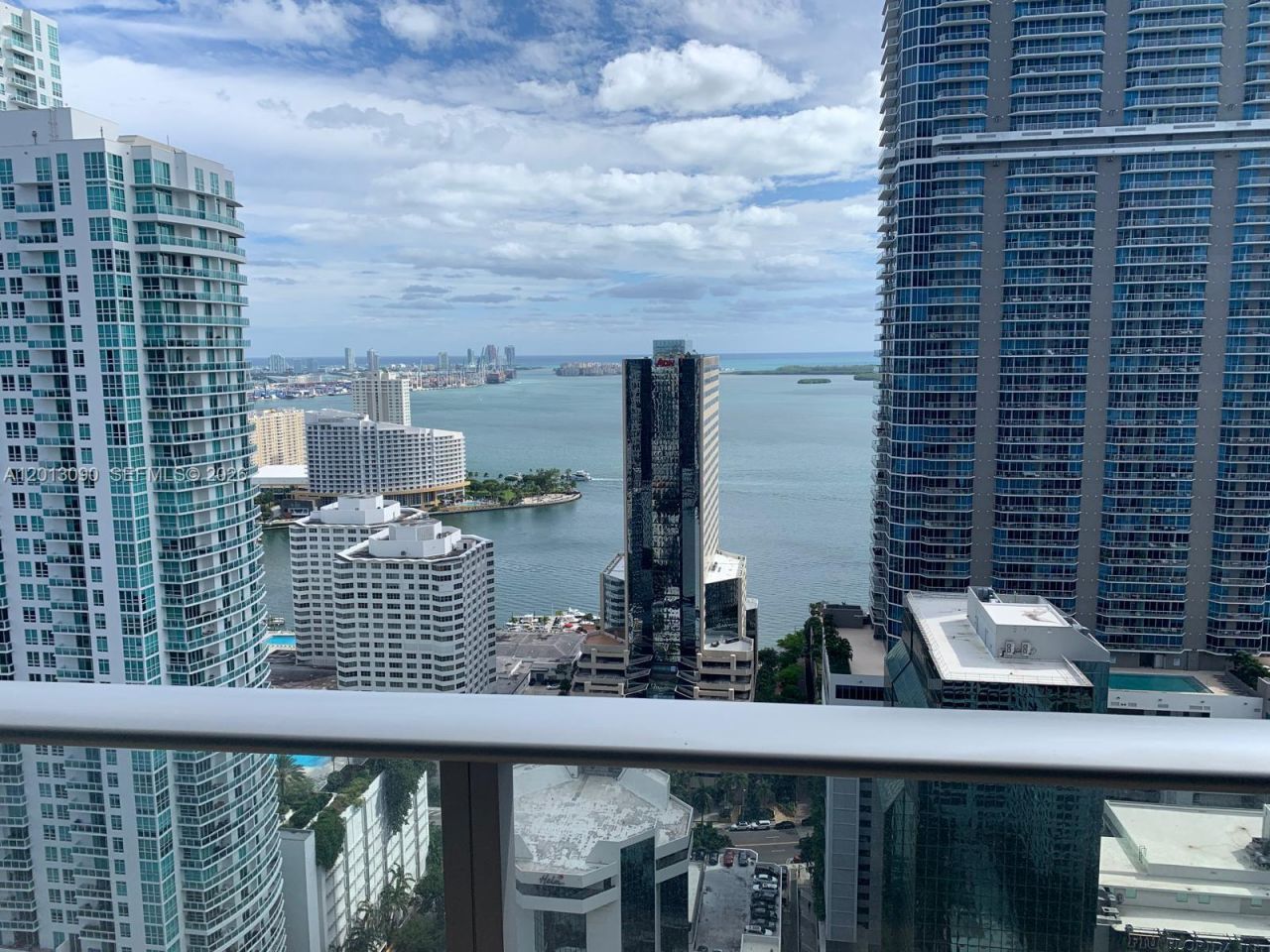 1010 Brickell Ave, Unit 3704, Miami, FL 33131 Photo