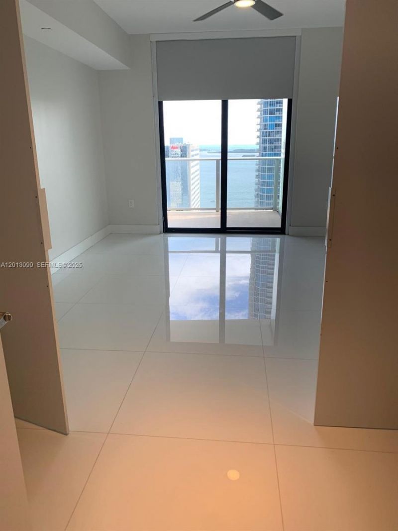 1010 Brickell Ave, Unit 3704, Miami, FL 33131 Photo