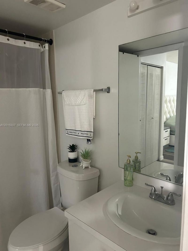 8660 SW 212th St , Unit 306, Cutler Bay, FL 33189 Photo