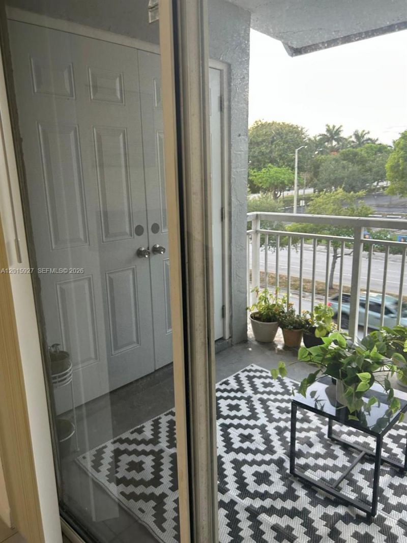 8660 SW 212th St , Unit 306, Cutler Bay, FL 33189 Photo