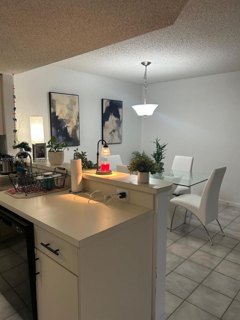 8660 SW 212th St , Unit 306, Cutler Bay, FL 33189 Photo