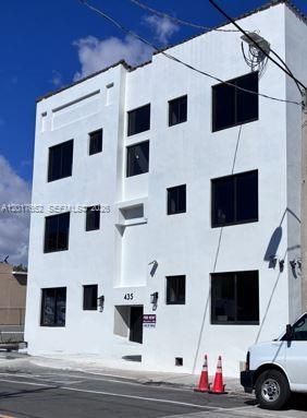 433 SW 6th St , Unit 5, Miami, FL 33130 Photo
