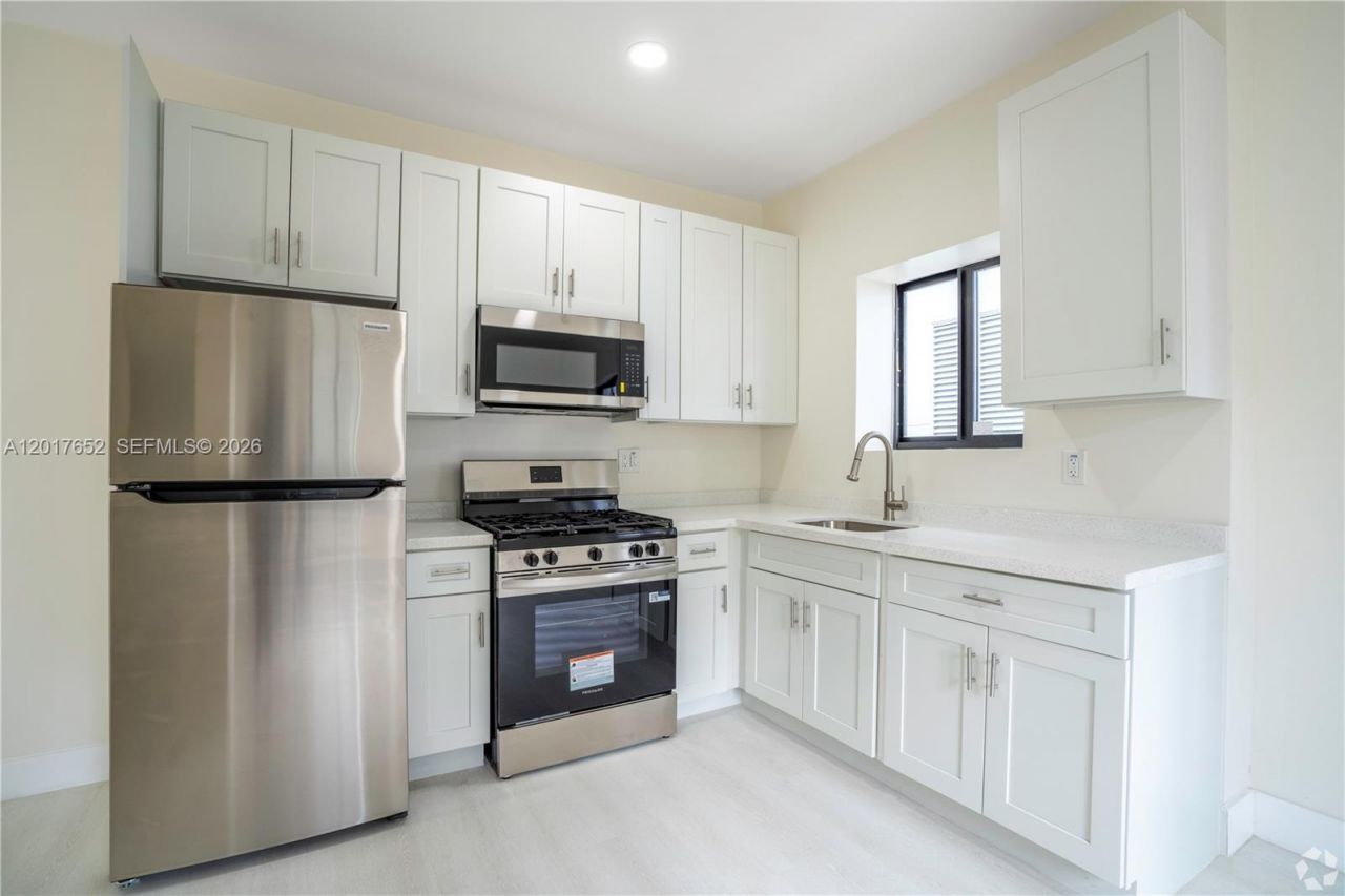 433 SW 6th St, Unit 10, Miami, FL 33130 Photo