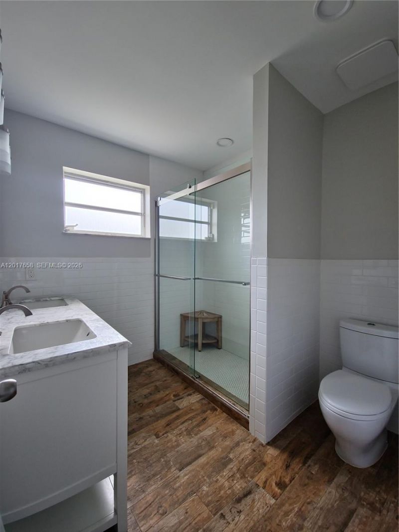 4900 Cleveland St , Hollywood, FL 33021 Photo