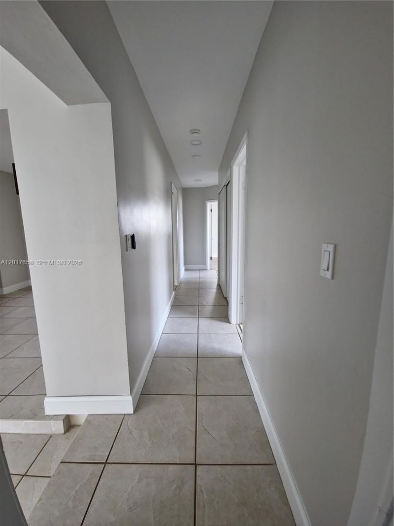 4900 Cleveland St , Hollywood, FL 33021 Photo
