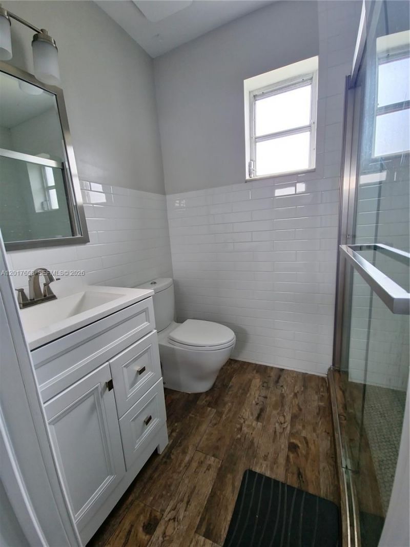 4900 Cleveland St , Hollywood, FL 33021 Photo