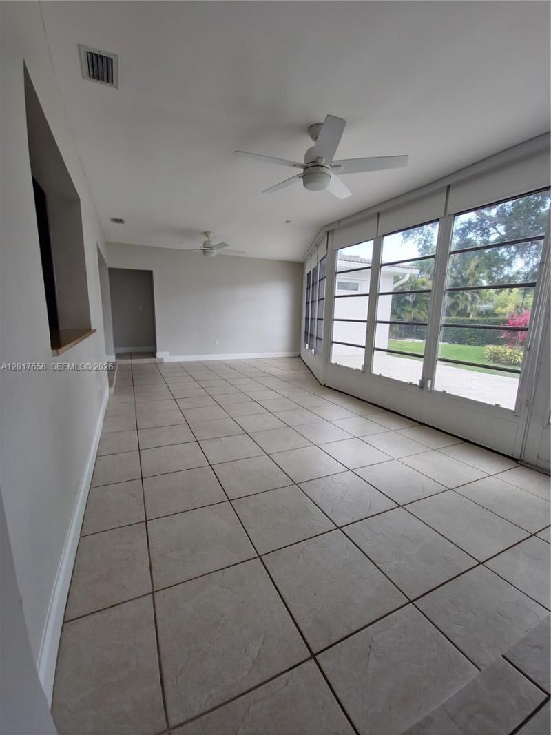 4900 Cleveland St , Hollywood, FL 33021 Photo