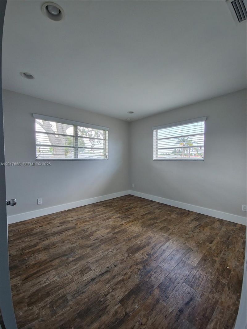 4900 Cleveland St , Hollywood, FL 33021 Photo