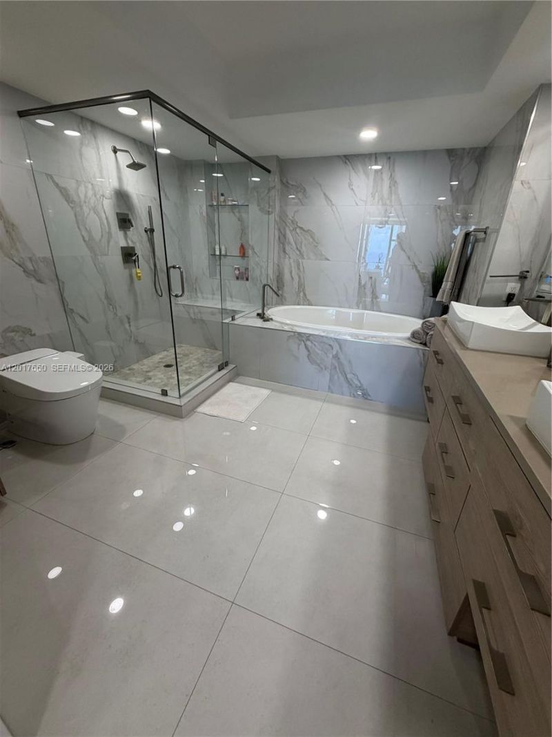 1800 S Ocean Dr , Unit 3701, Hallandale Beach, FL 33009 Photo